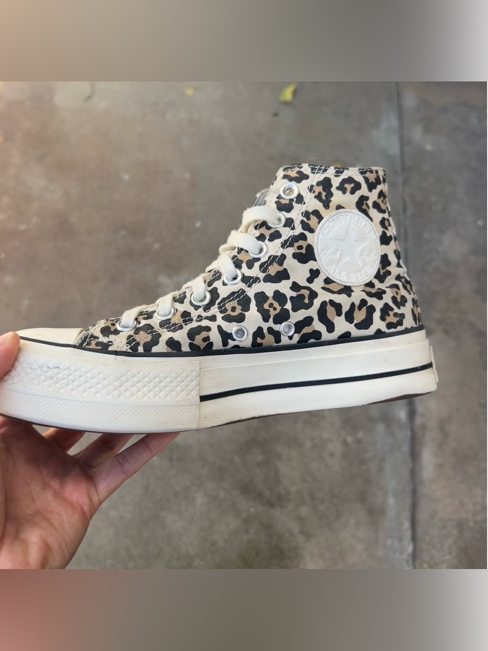 Converse platform lift high top